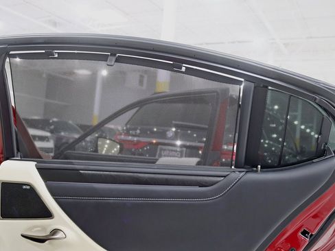 Used 2022 Lexus ES 350 Ultra Luxury image 38