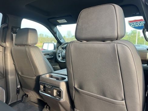Used 2025 Chevrolet Silverado 1500 High Country image 52