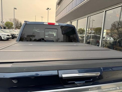 Used 2019 Ford F150 Platinum image 10