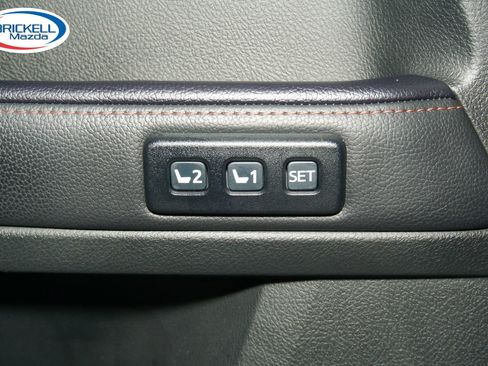 Used 2022 Toyota 4Runner Limited AWD/4WD image 32
