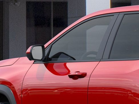 New 2026 Chevrolet Equinox LT FWD image 12