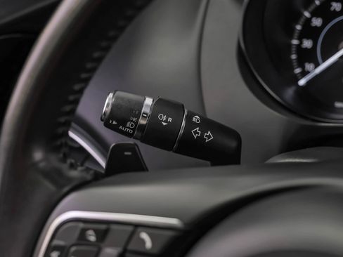 Used 2019 Jaguar F-PACE Premium image 14