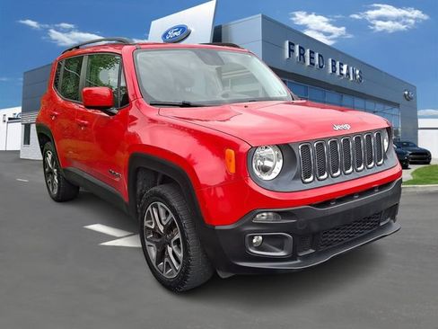 Used 2015 Jeep Renegade Latitude AWD/4WD image 1