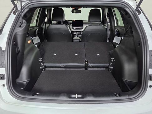 New 2026 Jeep Compass Limited image 10