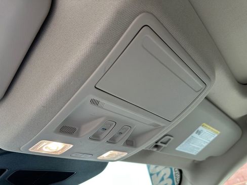 Used 2020 Ford Escape SEL image 26