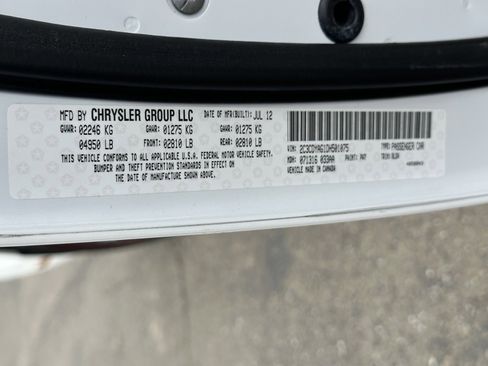 Used 2013 Dodge Challenger SXT image 17