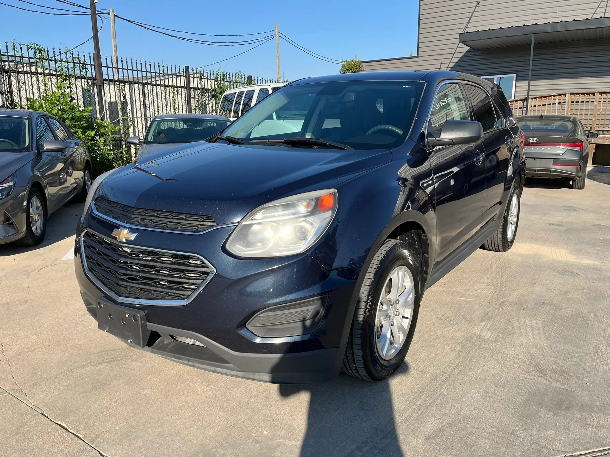 Used 2017 Chevrolet Equinox LS AWD/4WD image 1