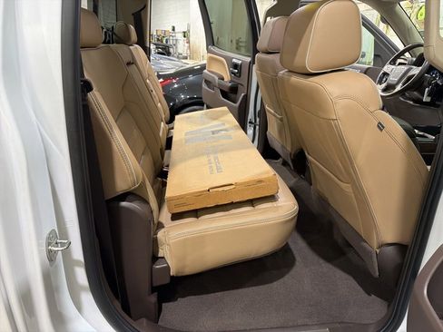 Used 2018 GMC Sierra 1500 Denali w/ Denali Ultimate Package AWD/4WD image 20