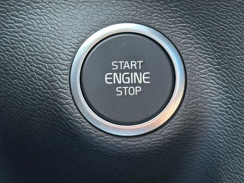 New 2026 Volvo XC40 B5 Ultra w/ Climate Package image 34