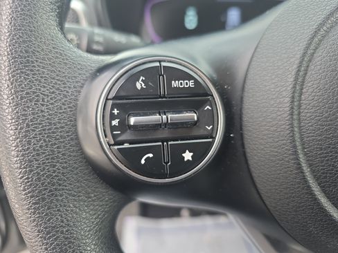Used 2023 Kia Soul LX w/ Option Group 015 image 18