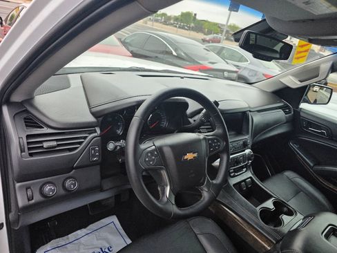 Used 2018 Chevrolet Suburban LT AWD/4WD image 11
