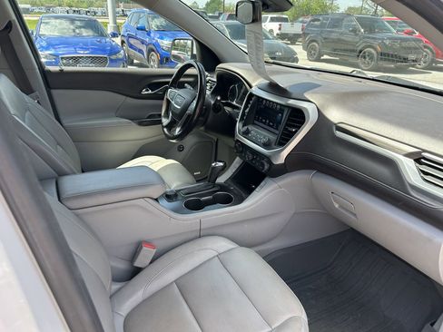 Used 2018 GMC Acadia SLT AWD/4WD image 12