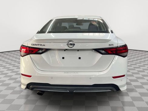 Used 2023 Nissan Sentra SR w/ Electronics Package FWD image 4