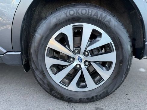 Used 2021 Subaru Outback Premium AWD/4WD image 29