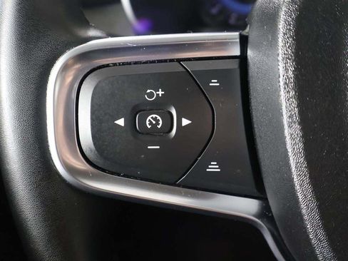 Used 2023 Volvo XC40 B5 Plus w/ Climate Package AWD/4WD image 38