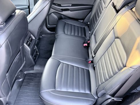 Used 2023 Ford Edge SEL w/ Convenience Package image 34