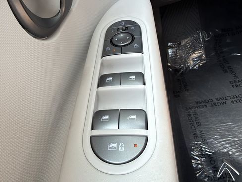 Used 2025 Hyundai Ioniq 5 SEL RWD image 26
