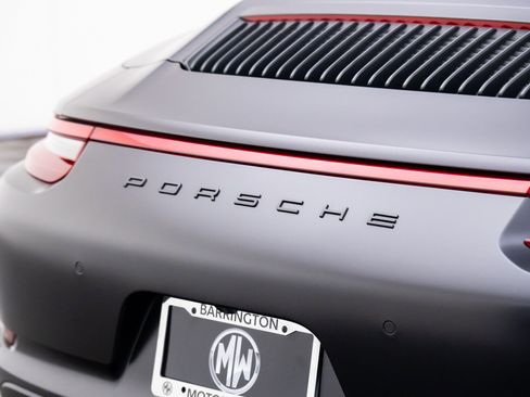 Used 2018 Porsche 911 Carrera 4 GTS image 33
