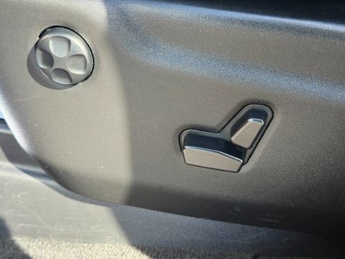 Used 2015 Jeep Grand Cherokee Limited image 14