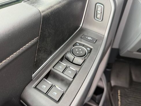 Used 2023 Ford F250 XLT w/ Black Appearance Package AWD/4WD image 26