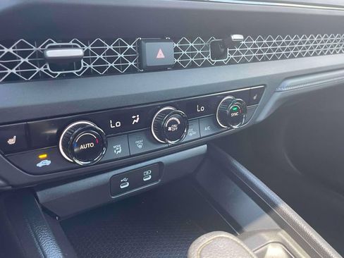 Used 2025 Honda Accord SE image 31