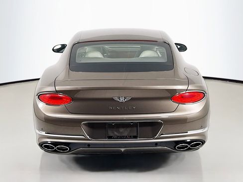 Used 2020 Bentley Continental GT image 10