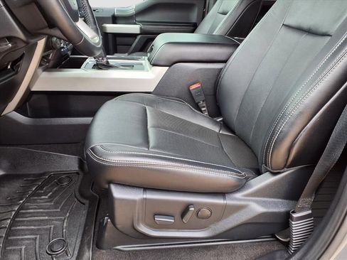 Used 2020 Ford F150 Lariat image 25