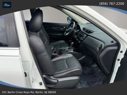 Used 2018 Nissan Rogue S AWD/4WD image 15