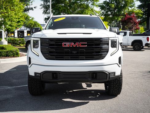 Used 2023 GMC Sierra 1500 Elevation w/ Preferred Package AWD/4WD image 3