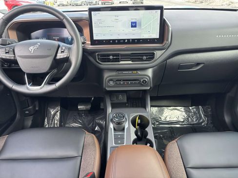 Used 2025 Ford Bronco Sport Outer Banks w/ Outer Banks Tech Package+ image 32