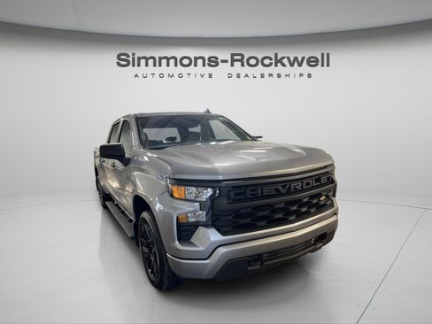 Used 2024 Chevrolet Silverado 1500 Custom AWD/4WD image 8