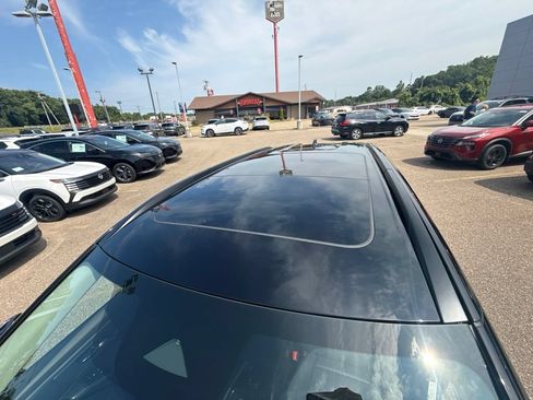 Used 2023 Nissan Rogue SV w/ SV Premium B Package AWD/4WD image 12