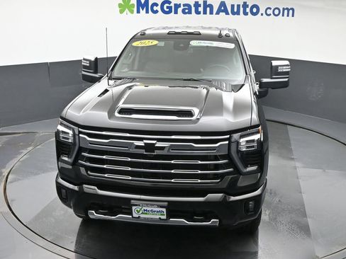 Used 2025 Chevrolet Silverado 2500 LTZ w/ LTZ Plus Package image 25