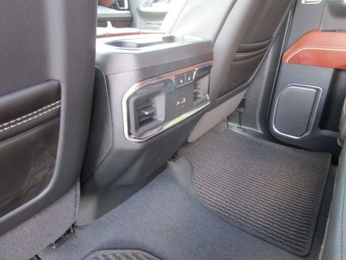 New 2026 GMC Sierra 1500 Denali Ultimate AWD/4WD image 24