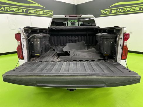 Used 2023 Chevrolet Silverado 1500 LTZ w/ LTZ Convenience Package II AWD/4WD image 9