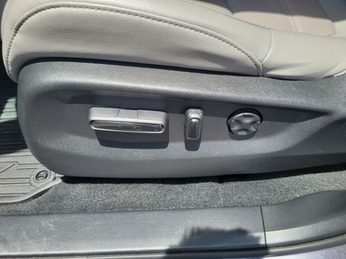 Used 2021 Honda CR-V Touring image 27