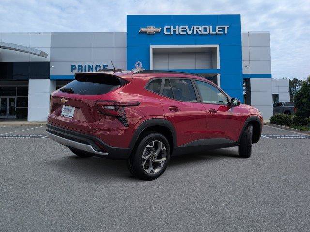 New 2026 Chevrolet Trax LT w/ Driver Confidence Package FWD image 6