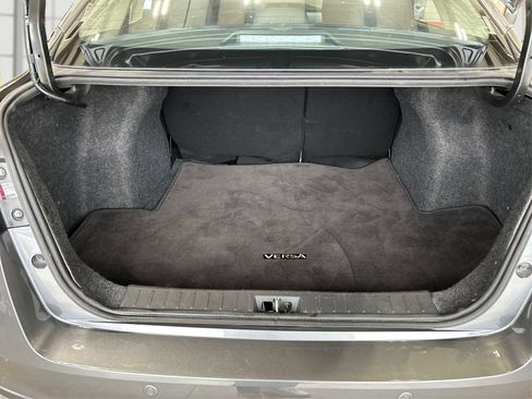 Used 2024 Nissan Versa SV FWD image 12