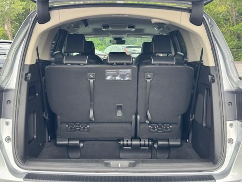 Certified 2026 Honda Odyssey Touring image 5