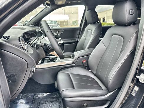 New 2026 Mercedes-Benz GLB 250 image 3