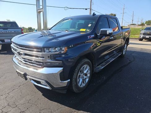 Used 2022 Chevrolet Silverado 1500 LTZ w/ LTZ Convenience Package II AWD/4WD image 3