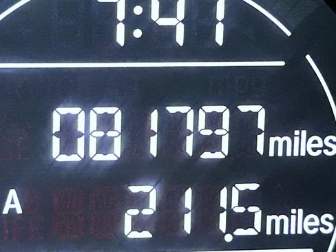 Used 2017 Honda HR-V EX-L image 11