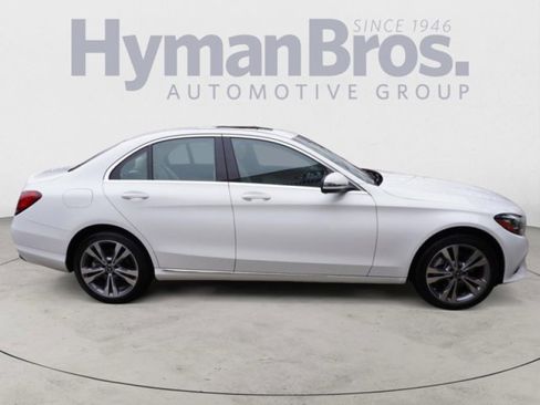 Used 2021 Mercedes-Benz C 300 4MATIC Sedan image 4