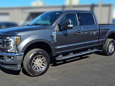 Certified 2019 Ford F250 Lariat w/ Lariat Value Package AWD/4WD image 5