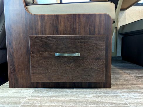 Used 2019 Chevrolet Express 4500 w/ RV Package image 57