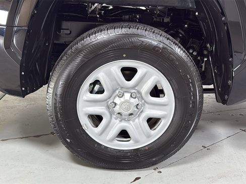 Used 2025 Toyota Tundra SR image 22