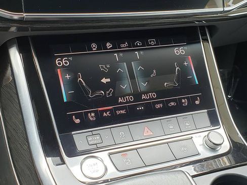 Used 2020 Audi Q8 Premium Plus w/ Premium Plus Package AWD/4WD image 24