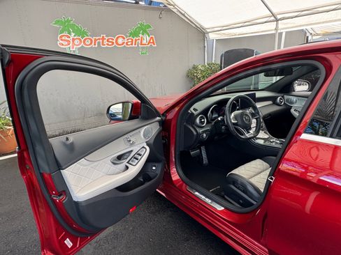 Used 2017 Mercedes-Benz C 63 AMG Sedan image 23