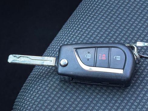 Used 2025 Toyota RAV4 LE image 22