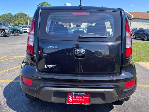 Used 2013 Kia Soul FWD image 7
